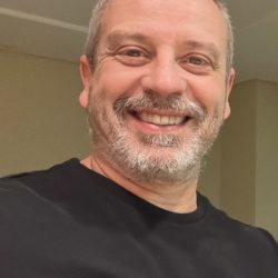 Eduardo Lobo​